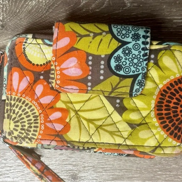 Vera Bradley Sun Valley All-in-One Wristlet Wallet - Picture 3 of 5